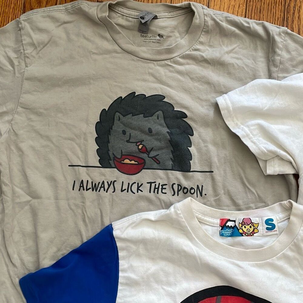 Bundle of 6 short sleeve women’s kawaii anime nature funny t shirts size small - Picture 8 of 16